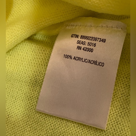 Nicki Minaj sweater NWT - Picture 6 of 7